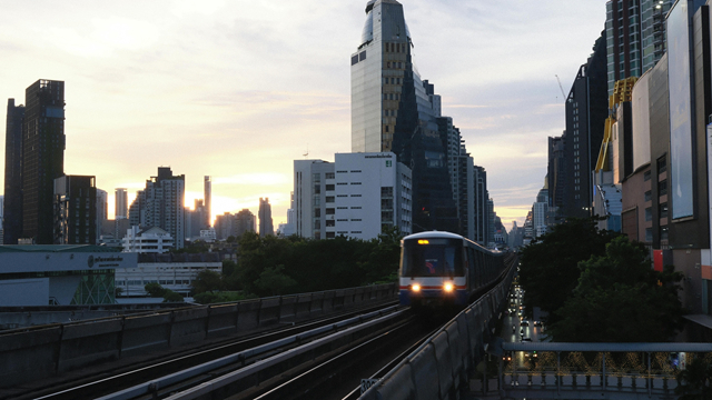 独立站卖珠宝首饰真的可行吗?从建立成本到外贸优势全解析 独立站卖珠宝首饰真的可行吗?从建立成本到外贸优势全解析