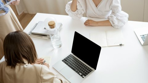 从零到一：独立站建设成本与运营攻略全解析